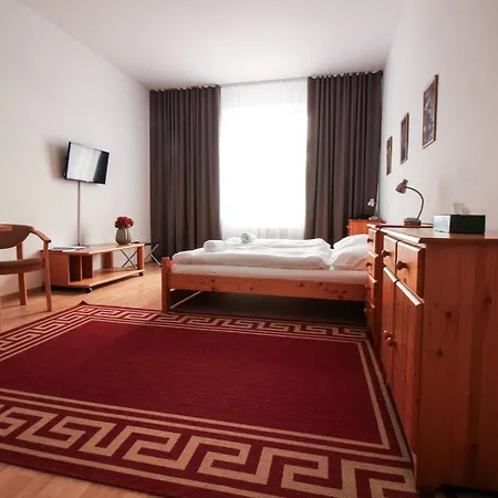 فندق Palac Elektra اوسترافا